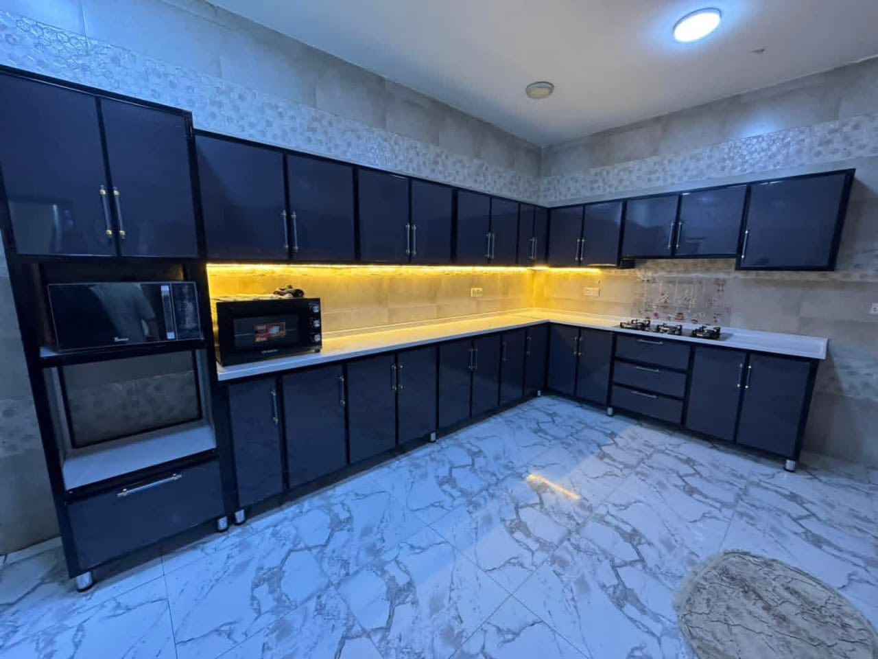 للبيع تفاصيل خاص❤️💋 وقابل للتنفيذ اي موديل يعجبكم وبل قياسات الي تتطلبوها


**إذا كنت صاحب هذا الإعلان وتريد حذفه لأي سبب، رجاءا أرسل رسالة إلى الدعم الفني**