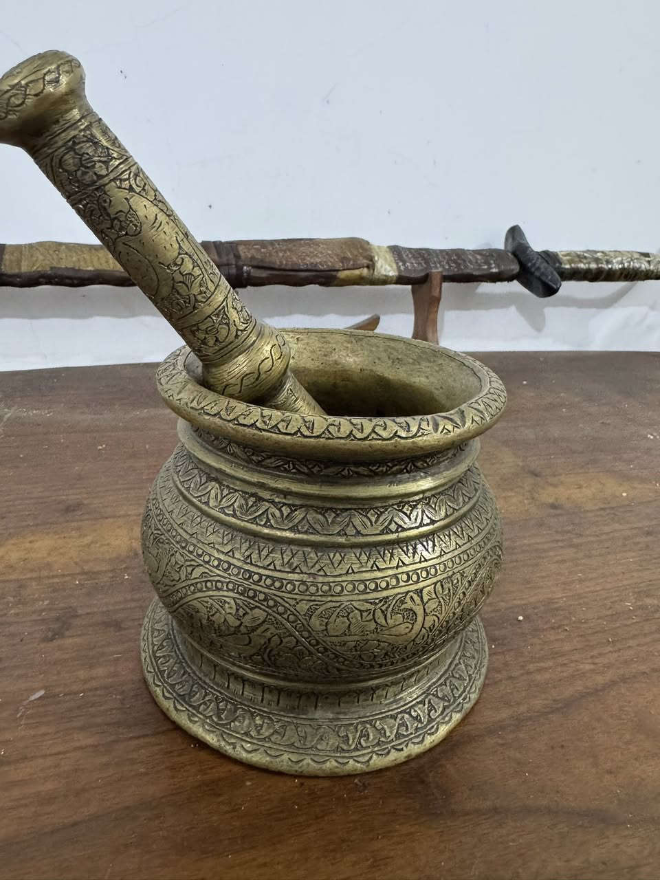 هاون نحاس للبيع 
شغل عثماني قديم 
تواصل ***********
