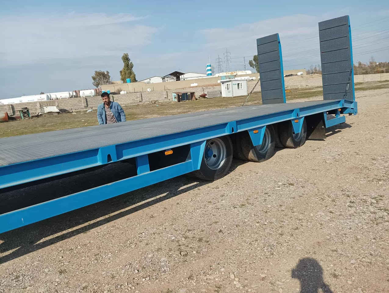 لودر الماني للبيع
الطول 9 ونص العرض 3متر دنكير حجم 19 رمبات هدروليك الرگبه 4 متر لودر جديد

***********

***********
