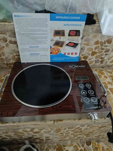 طباخ كهربائي للبيع من هذا الالماني الاصلي والسعر كلش مناسب السعر 27 الف مكاني موصل حي سومر هذا الرقم اذا ما حصلتني على الرقم تعال خاص. 0788 681 0705
