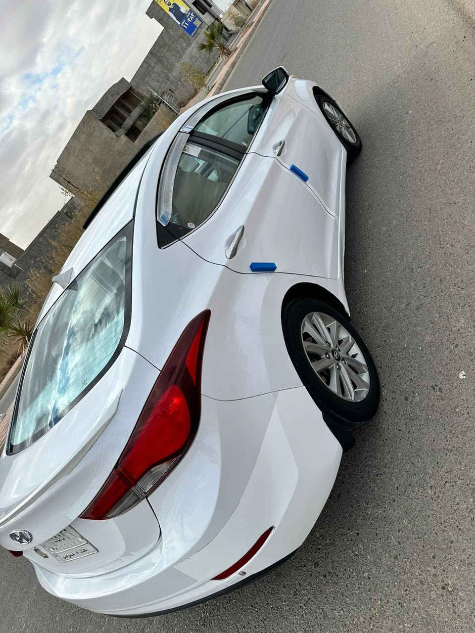 بسم الله يالله 
هونداي النترا للبيع 
وارد خليجي 
موديل 2015
رقم بغداد تحويل مباشر 
مواصفات فول الفول 
محرك 1800 جديد لاتبخير ولاتنقيص شرط 
تبريد تدفئه صدر خلفي امامي كله جديد 
سياره بيه صبغ الدوسات فقط وبيه بارد قليل فقط 
باقي سياره كفاله عامه من كلشي والسونار مرفق بلمنشور 
كير محرك كله مكفول والك الفحص تخم تاير 
كشر حلو وغرفته جديده احلئ من الصور
سياره حلوه وجديده مال جناي الف متصرف عليه شرط 
مكان السياره الرمادي 
السعر ١٢٥ورقه وبيه مجال ✋
الشراي يتصل وبلخدمه 
***********
***********
