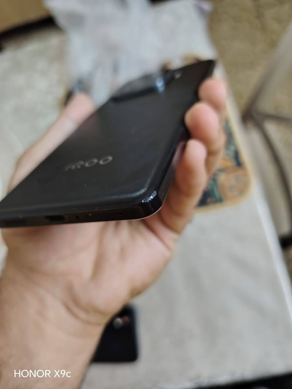 السلام عليكم
جهاز iqoo z9 turbo 
معالج sn 8s gen3
ذاكرة 256
رامات 12+12
كامرات سوني 50mp
بطارية 99%
الجهاز اخو الجديد بس اكو طخة خفيفة بالفريم
ملحقات فقط كارتونة
السعر 350 و بي مجال شي كلش بسيط
عنوان بغداد حي الجهاد توصيل ماكو للاسف
اي استفسار ***********
