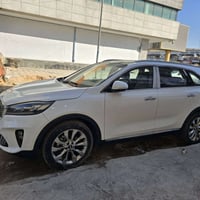 سورنتو خليجي فول ٢٠٢٠ مكينه ٦ كلين بدون ضربه  مكان سياره بغداد الجديده...