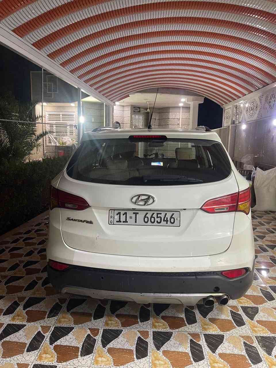 يالله سلام عليكم سنتافي خليجي موديل ٢٠١٣ رقم بغداد بسمي محرك ٢٤٠٠ دوش سبعه راكب ٣ قطع تبريد بارمنوما كشن كهرباء بيه باب خلفي تبديل وجاملغ امامي صبغ مكاني ديالى ناحيه جديده الشط قرب مطعم سامان *********** ١٤٠ وببه مجال
