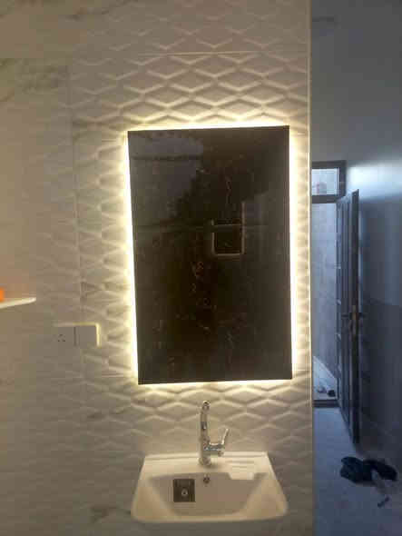 سلام عليكم
اسطه سيراميك متفرغ حاليا 

حجر ديكورات داخليه مرمر 

اشتغل نقد المتر ب 8 جدار ارضيه ب7 

اما اذا اقصاد يختلف السعر 

اكو ب5 واكو ب6 واكو هم ب4 يشتغلون 

والرزق على الله 

***********
