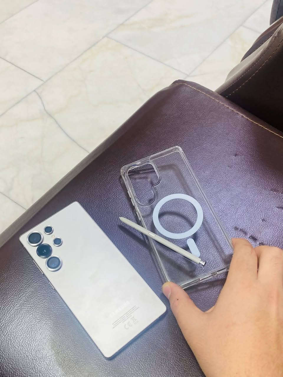 سلام عليكم جهاز S25 بعده بحالت ضمان نضافه فول تفاصيل بل واتساب ***********
