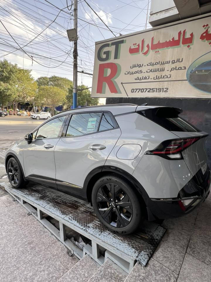 سبورتج 2024 خليجي وكالة اكدال
بلاك ادشن فول1/1
اعلى مواصفات معروضه 235 او بيها مجال
ماشية 15الف قابلة للزيادة مكفولة كفاله عامة رقم أربيل بسمي 
بانوروما 
كشنات جلد زيتوني 
تدفئة كشنات 
مود درايف 
نقاط عمياء 
ويل بلاك ادشن 
مري شفط 
تشغيل عن بعد 
صندوق كهرباء 
لايت الخلفي يجي يختلف عن باقي الفئات فول ال اي دي 
كشافات بلاجكتور 
الانارة الداخليه ال اي دي لمس 
شاحن واير ليس 
ابل كار بلي 
كامره خلفيه دواره 
السيارة جديده بوضع الزيرو 
 ***********
