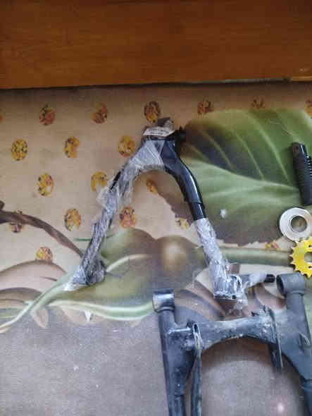 سلام عليكم غراض اربعه كير للبيع قباقه ستيل مامشدودات بدراجه زنجيل ودبلات خلفيه وستان تعليك بجيس وستان صفح وماشه وشوته ويده كلج وبوشه ويل خلفي ودشلي ودوسات ابيع شلع ٥٠الف تواصل***********
