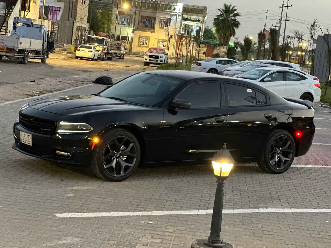 سلام عليكم 
دوج جارجر 2018 اصل بأسمي ماشيه 185 سعره 182 حادث جاملغ بنيد سنويه 29 فول عده فتحه البصره دور ظباط ***********
