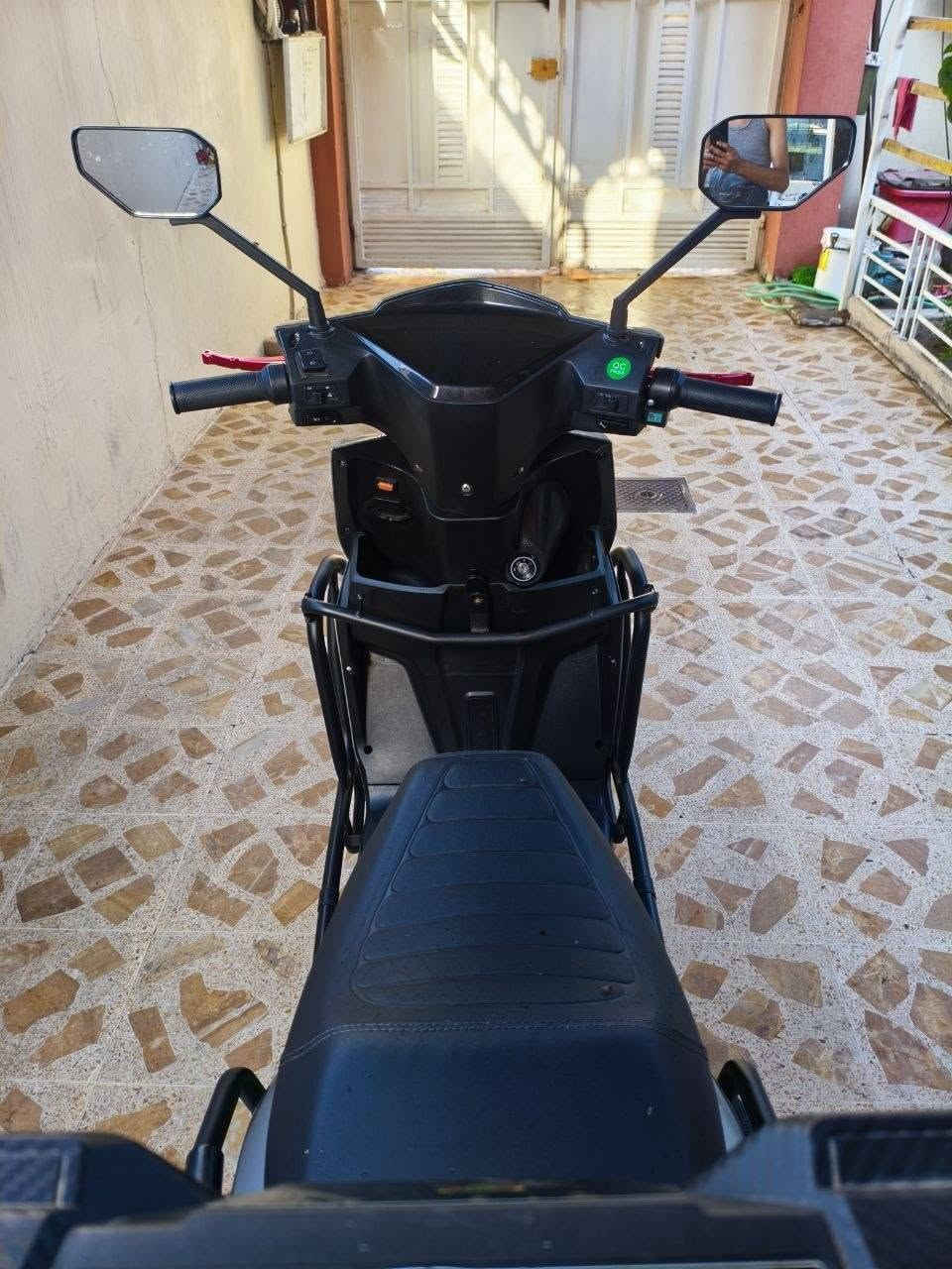 ماطور شحن سكنس موديل ٢٥ للبيع ٦ بطاريات كبار
ماطور حيل نظيف ماشي ٨٥٤٥ كيلو وقابل للزيادة مابي اي نقص عده الجاملغ الأمامي مكسور اما الباقي كلو جديد بطاريات جدد بدون اي تهريب شحن وكشرو حيل نظيف
سعرو فوتلي خاص وتدلل او خابرني علرقم *********** بي واتساب ♥️
