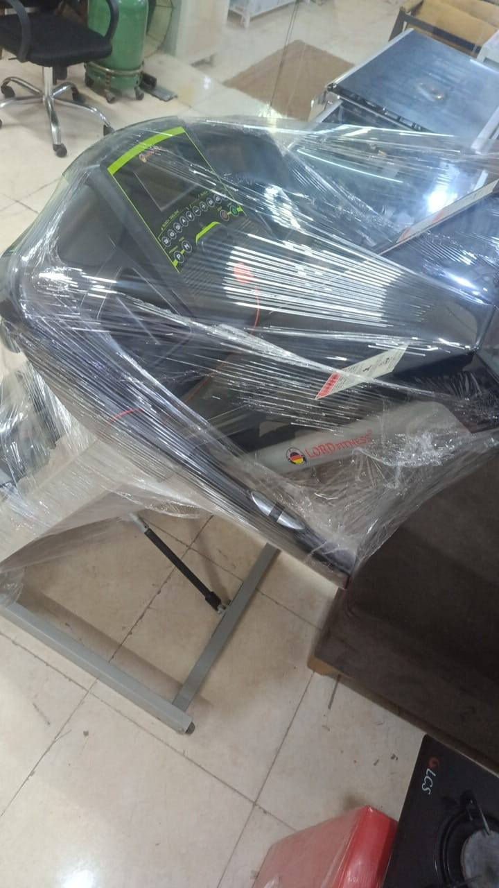 ئامێری ڕاکردن زۆر پاکە110کیلۆ هەلدەگرێ بەرز و نزم دەکرێتەوە بەشەرت دەفرۆشین ***********هەولێر 5عەسارۆک نزیک مەلەوانگای ئاریان جادەی کۆرنیش أربيل, العراق
