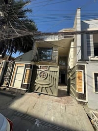 #لـلايـجـار فـي السيـديـة  بيت 150م نظيف يحتوي على مدخلين ثلاثـة غرف ن...