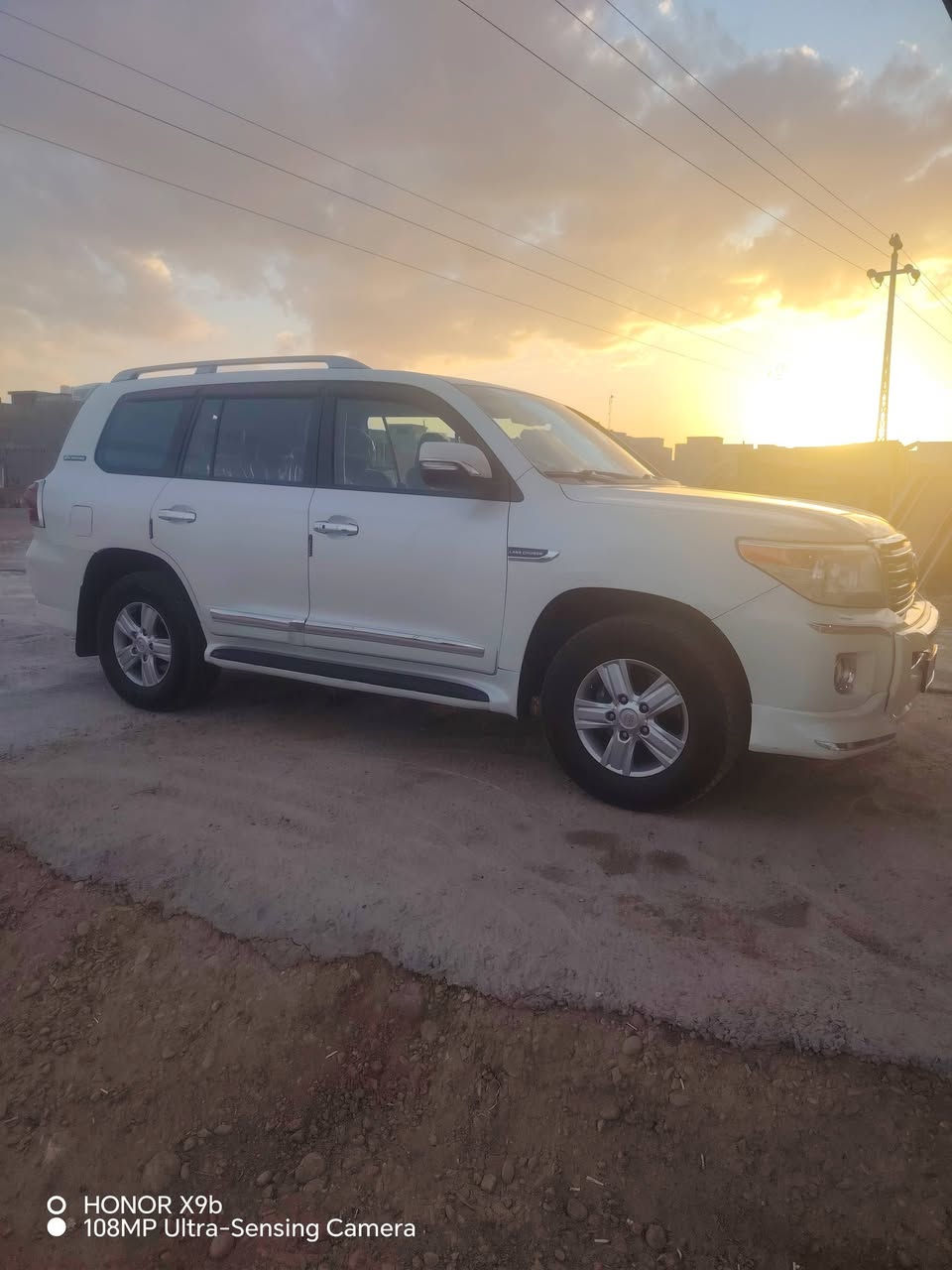 السلام عليكم لاندكروز للبيع الفين ودعش ستينيه اصل الستفسار على هاذه الرقم ***********
