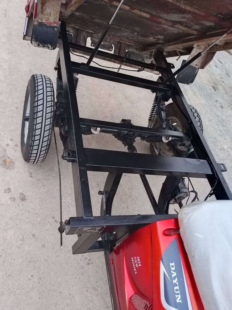 ستوتة دايوان للبيع 2017كامله شاصي مكفول اوراق اصوليه شغاله سلف هندر اي نقص مابيه سعر  مليون 250وبيه مجال بغداد مدينة الصدر ***********
