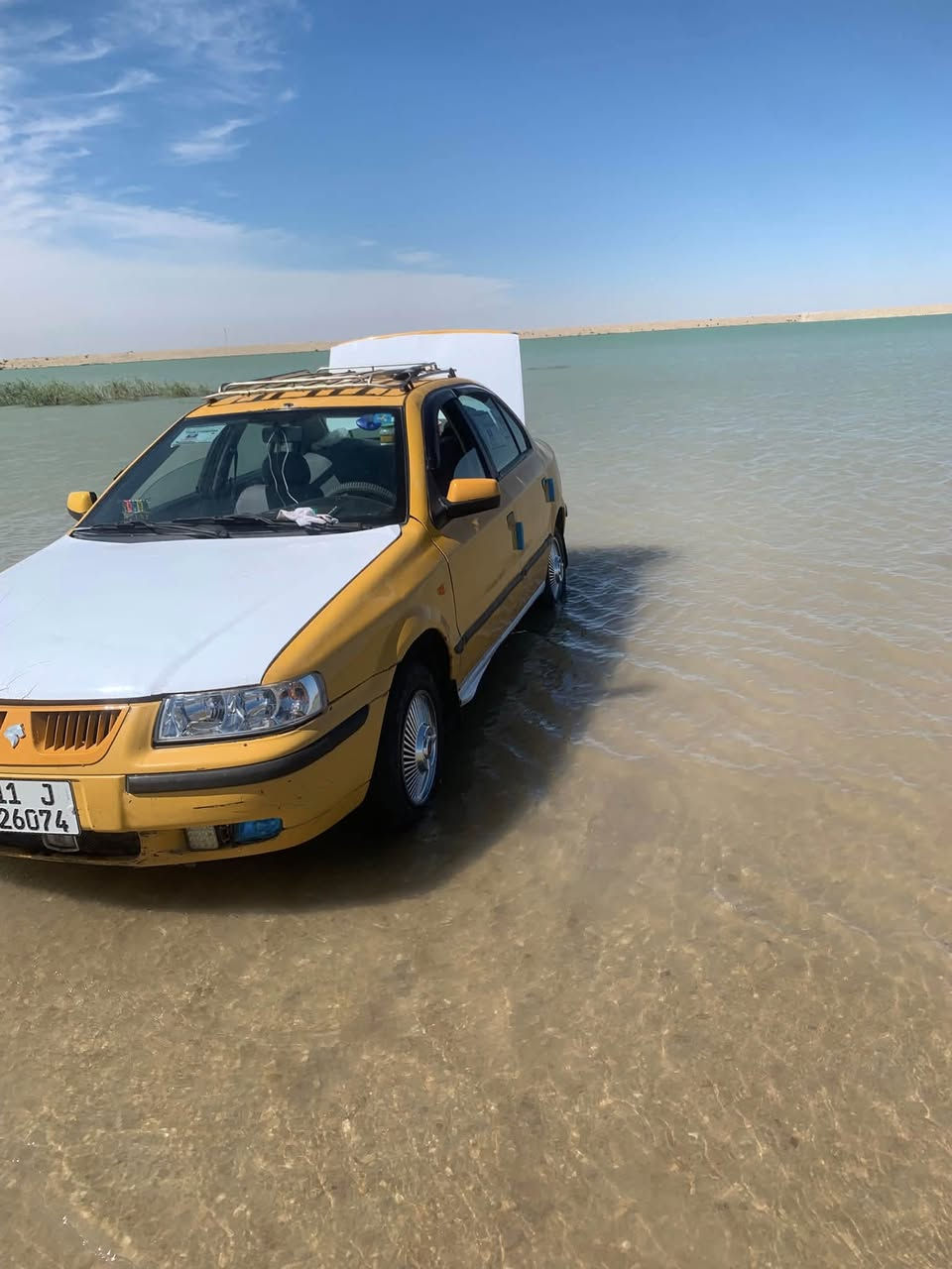 سلام عليكم سمند للبيع أو مراوس بخصوصي مكينه كير مكفولات تبريد منضومه جديده تبريد ثلج مديل 2010مصفره هيئة وغرامات مكان بغداد مدينه الصدر ***********
