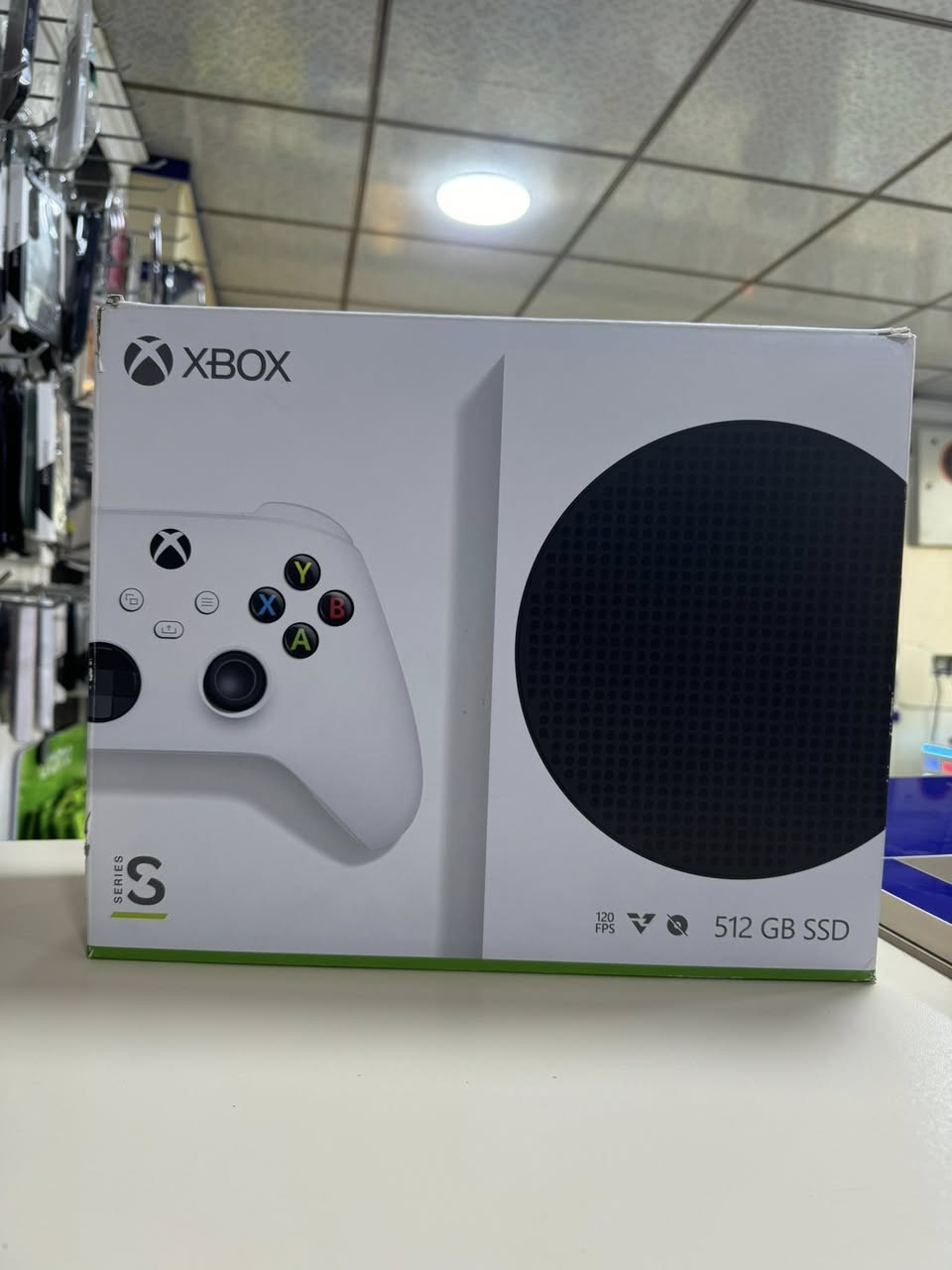 اكس بوكس سيرس إس مستخدم 
العنوان كربلاء حي الحر قرب مجمع ريحانه 
رقم الهاتف ***********
