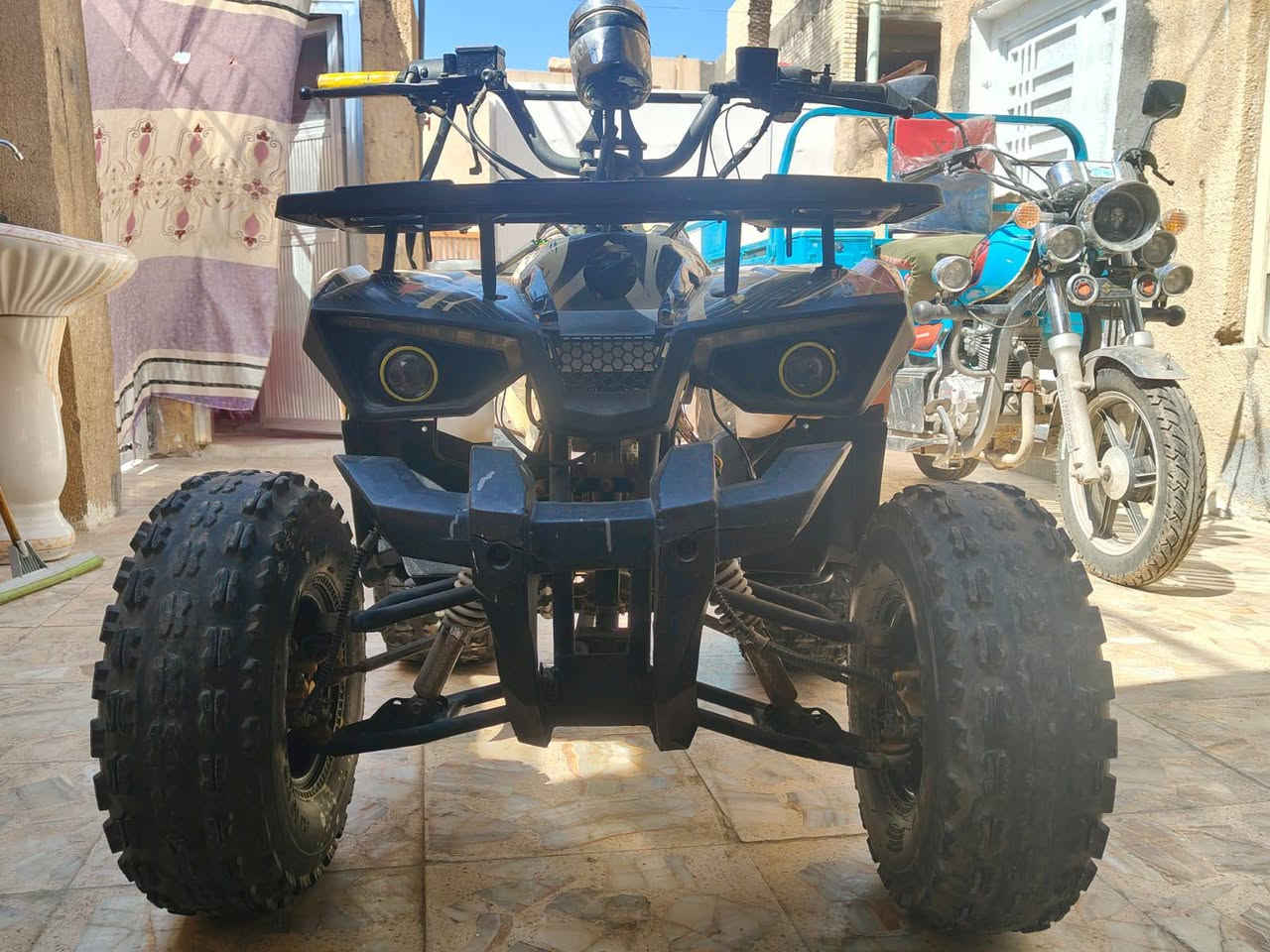 السلام عليكم ورحمة الله وبركاته دراجة رباعيه للبيع الدراجه جديد محرك ما مفتوح السعر 750بي مجال مكان كربلاء حي العامل مازنجر موجود اذا تحب تراسل
*********** بس واتساب
