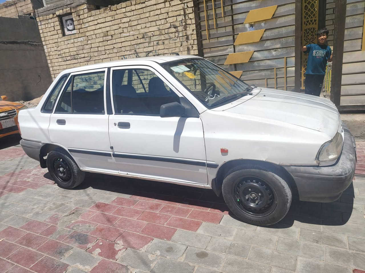 سايبا 2014 رقم بابل مداور ثاني يوم بيه طخه بالجاملغ الامامي عكس السايق ومبدل مكينه كير حداديه كهربائيات كله شغاله تبريده الفان عاطل حلوة سيارة 
مكان سياره كربلاء 
***********
السعر 41 وبيه مجال قليل
