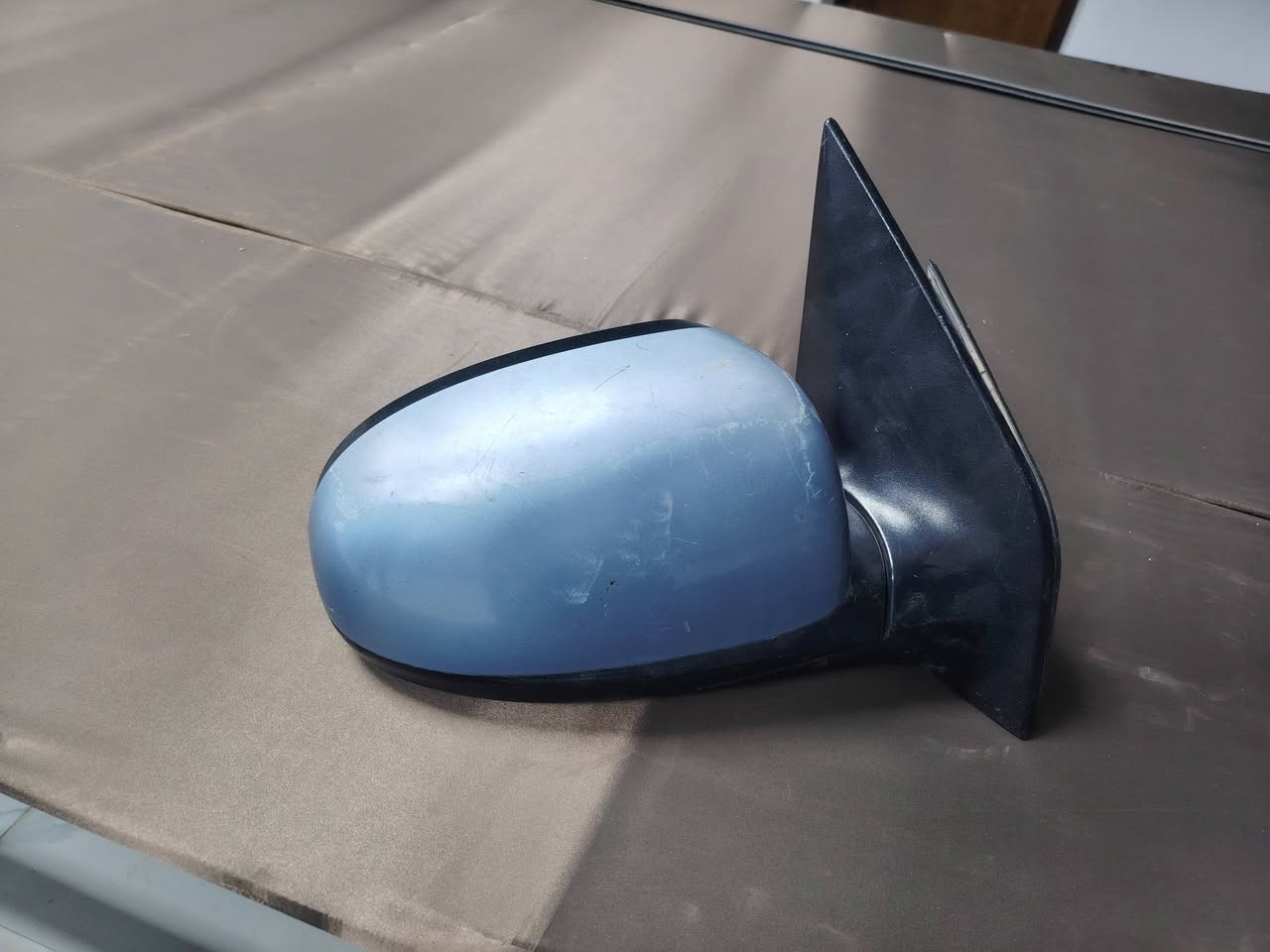 السلام عليكم
مرايه للبيع جهة اليمين كيا بيكانتو نظيفة مثل ما بالصورة سعر ٢٥
***********
