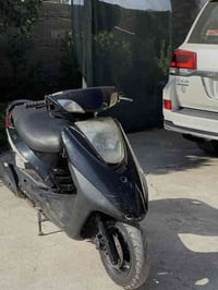 دراجة بريز للبيع كل شي شغال بيهة ماناقصه اي شي  سلف هندر كله جاهز  مكي...