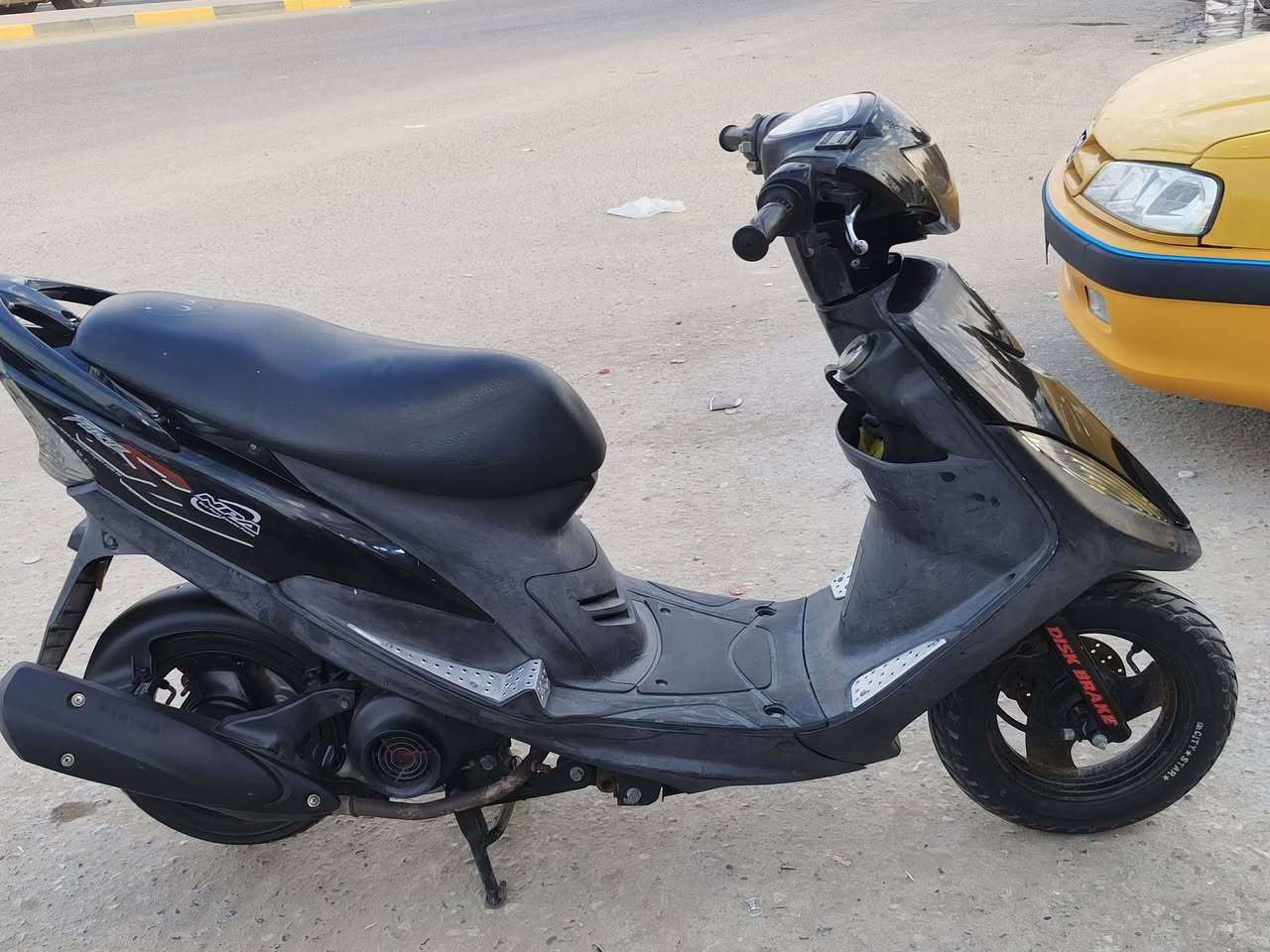 سلام عليكم الدراجه بلاديه كلشي مابيهه مكينه ناعمه الدراجه ما مفتوحه ولا مبوشه بحالت الوكاله كلشي شغال الكهربائيات گلهن شغالات +  صالنصه بلاد  بوشه 49  ا السعر مليون و١٠٠  وبيهه مجال قليل جيب 10 فيتريه وتعال افحص اذا بيهه شي مكاني البصره  قضاء الدير شرط تفحص يلا تاخذ  هاذ رقمي للستفسار  ***********
