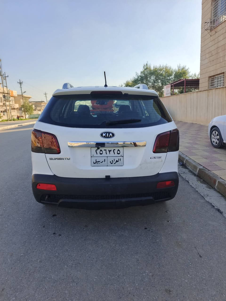 للبيع سورنتو موديل 2012سبعه راكب رقم اربيل سنويه ساقطه من 2022شرط تحويل طخم تاير حداديه جديد تبريد شغال ودافتئه شغال مكينا 16جي دي اي السياره ضررها مال تحرير شويه التكم صبغ الجاملق الورا شويه تعديل مكفوله من الكص السعر 125 وبيها مجال مكان السياره الموصل الايمن حي اليرموك 
رقم الهاتف 
***********
***********
