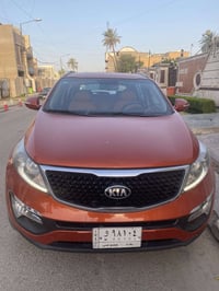 سبورتج ٢٠١٦ خليجي مكفوله من صبغ والبارد فقط شخوط بسيطه جداً لون  مشمشي...