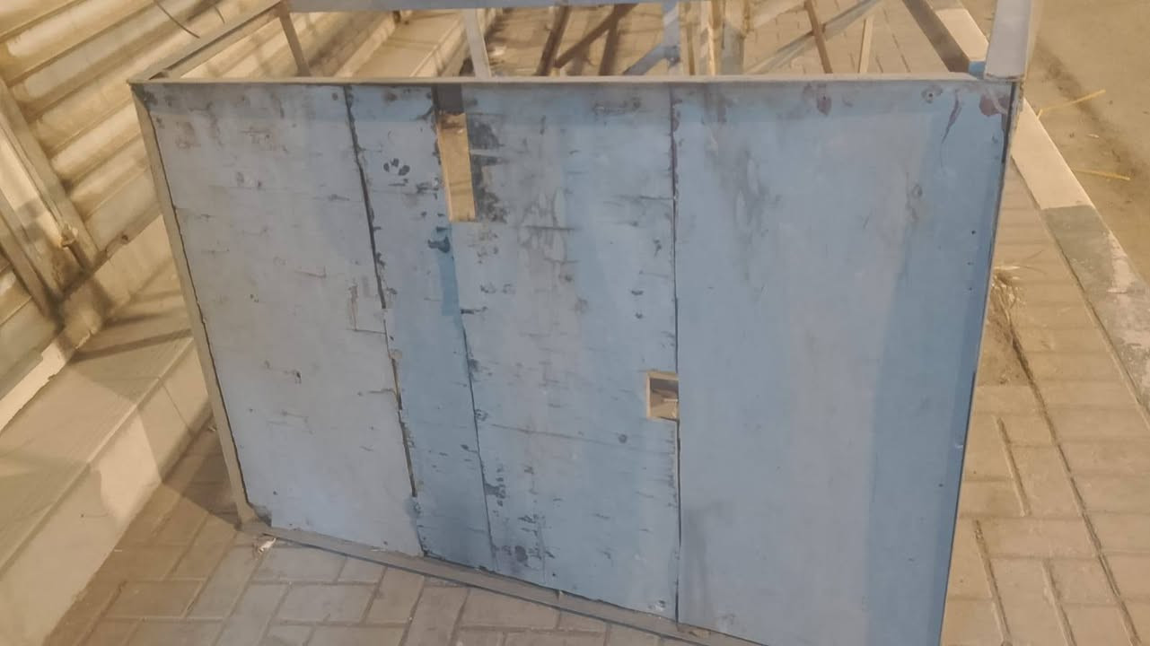 رفوف حديد ثقيل ثلاث طوابق قطعتين بطول ٣ متر تقريبا مع سطحه متر في متر ونص


**إذا كنت صاحب هذا الإعلان وتريد حذفه لأي سبب، رجاءا أرسل رسالة إلى الدعم الفني**