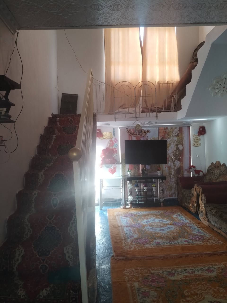 للبيع //
دار للبيع  ا
محتوياته 
غرفه نوم +هول استقبال مطبخ. مجمع صحي
ملاحظه// البيت جديد العام مبني 
طابو زراعي /سند ٢٥
البناء بلوك  صب كونكريت 
مساحه / 180 ويزيد 
العنوان طهمازيه فرع المدرسه 
يبعد عن الشارع العام 500 متر ويبعد عن الشارع الفرعي تبليط 40 متر 
اتصل ***********
خدمات ماي كهرباء مجاري
