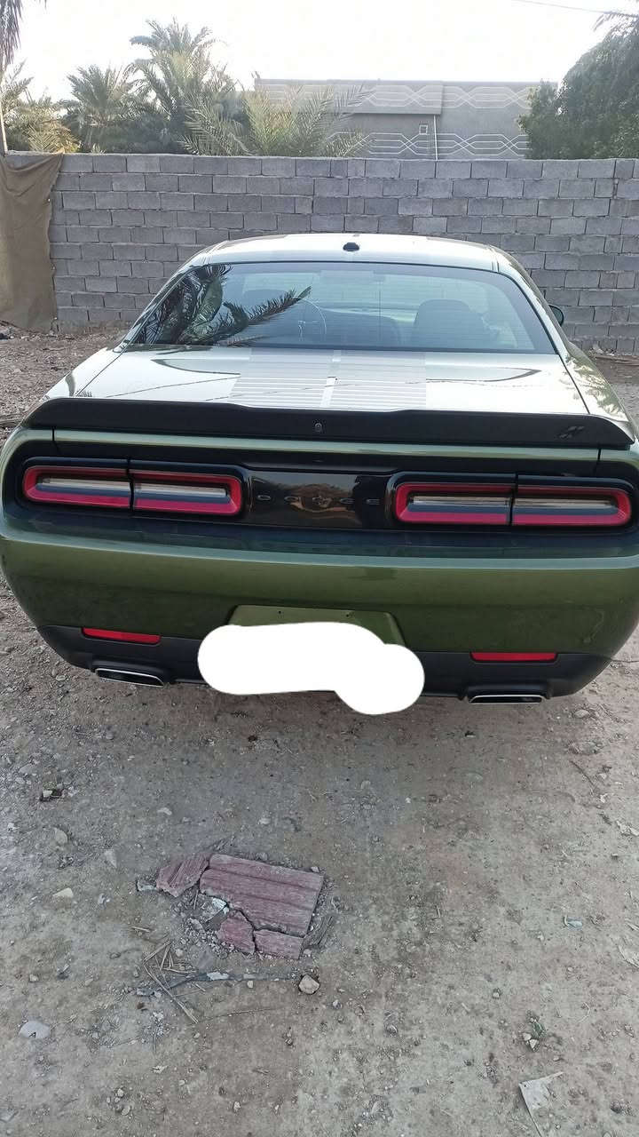 السلام عليكم
من رخصة الادمن 
جالنجر 2022 sxt 
ماشيه 38 الف  رقم بغداد 
باسمي تحويل مباشر مني 
المكان / بغداد زعفرانيه 
الهاتف /*********** 
السعر /// 220 وبيها 
الحادث بامريكه / جاملغ امامي مبدل ومصبوغ وباب مبدله بلاديه نفس اللون فاتحيها وشاديها من غير سياره وثنينهن جهة السايق 
وهنا بأيدي صارت بيها دعمه خلفيه بسيطه بس مبدل دعاميه خلفيه والحوض شويه صارت بي طعجه سحبتها سحب عالبارد ولا صبغ ولا شي  والسياره خير من الله كلشي شغال بيها  وعلى ايدي اني كصيتها ورقمتها 

ملاحظه ////////// السياره ولا ايرباك طاك بيها
