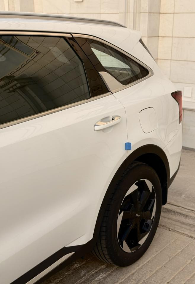 سلام عليكم شباب 
الحلال للبيع او المراوس حسب القناعة 
كيا سورنتو 2024 استلام زيرو خليجي 
ماشية 50 الاف كم فقط
رقم اربيل الجديد سنوية جديدة تريد تحويل تريد وكالة 
مكينة ستة سلندر 
كفاله عامة من كلشي عدا pdr واحد 
سيارة كلها على وضع الزيرو 
المواصفات :- 
ويل 19
بصمة تشغيل وابواب وجنطة
كامرة خلفية
كشنات جلد
كشنات كهرباء 
كشنات الخلفيه قلاب كهرباء 
شاشة متصله
شفتات ستيرن 
تشغيل عن بعد 
حساسات 360 
ثلاث انظمة قياده 
شحن لاسلكي
منافذ تايبسي
بصمة عدد اثنين
بلوجكتر لد
مري شفط 
ترحيب 
لد مخفي متغير الاوان 
دمام بوس
سبعة راكب 
سبير ما نازل
الخ من المواصفات المعروفة …..
الاضافات :- 
سيارة استلام على ادينه زيرو 
السعر 290$  وبيها مجال بسيط للشراي 
وما اتوقع اكو سورنتو شكل جديد ستة سلندر بهاي نظافه وبهذا سعر نهائياً 
مكان السيارة النجف الاشرف 
للاستفسار ***********
