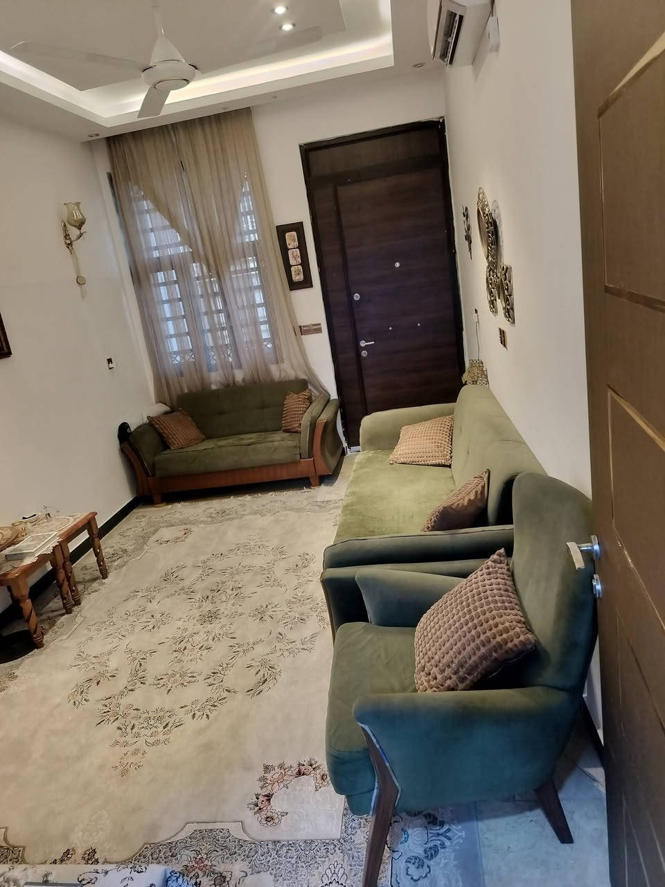 للبيع تخم حديد 4 مقاعد  نظيف جدا ب 75
تخم تركي 7 مقاعد متين نظيف ب 300
الموقع صليخ


**إذا كنت صاحب هذا الإعلان وتريد حذفه لأي سبب، رجاءا أرسل رسالة إلى الدعم الفني**
