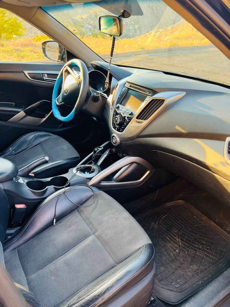 هونداي فولستر ٢٠١٤ 
مواسفات خليجي فول 
بانوراما 
سلايت 
كير توماتيك و عادي 
مكينة ١٦ دوش مرغوب
كوشن جلد 
سوكان ئيتر 
كوشن سبورت 
صبغ ٤ بارجة بي داخلي 
  گير و مكينة بةشةرت 
قودي شفت و ايشاره 
سنوي نوي تا ٢٠٢٨ بةناوي خومة بي غرامة 
مكان عقرة أربيل, العراق


**إذا كنت صاحب هذا الإعلان وتريد حذفه لأي سبب، رجاءا أرسل رسالة إلى الدعم الفني**