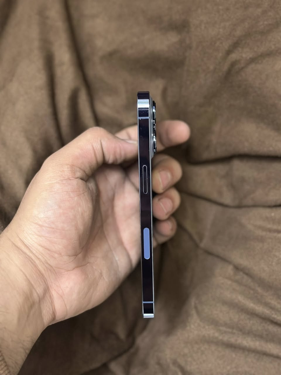 السعر 350 ( ايفون 13 برو ) ذاكرة ( 512 ) جهاز كلشش نضيف بس الشاشة مكسورة والبطارية 75
العنوان / بغداد 
واتساب / ***********
