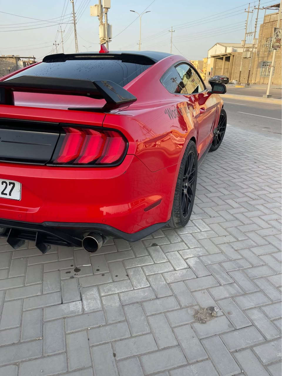 سلام عليكم موستنك 2021 
اللون احمر ناري مميز
رقم بغداد تحويل ثاني يوم 
موصفات السيارة :
كشنات جلد شفتات ستيرن 
انضمه قيادة 
تحكم ستيرن عام
دخول ذاتي 
ترحيب مميز
محرك ايكو بوست 
السيارة كلشي عليها جديد كت كامل شيلبي من (أ_ي) حادثها بنيد وجاملق الشاصي بيه تعديل شويه 
ابيع الك 4 قطع صبغ لأن بيها تطابق الوان السعر 145 وبيها مجال بسيط 
مكاني بصرة ابي الخصيب رقمي *********** 
                                             *********** البصرة, العراق

