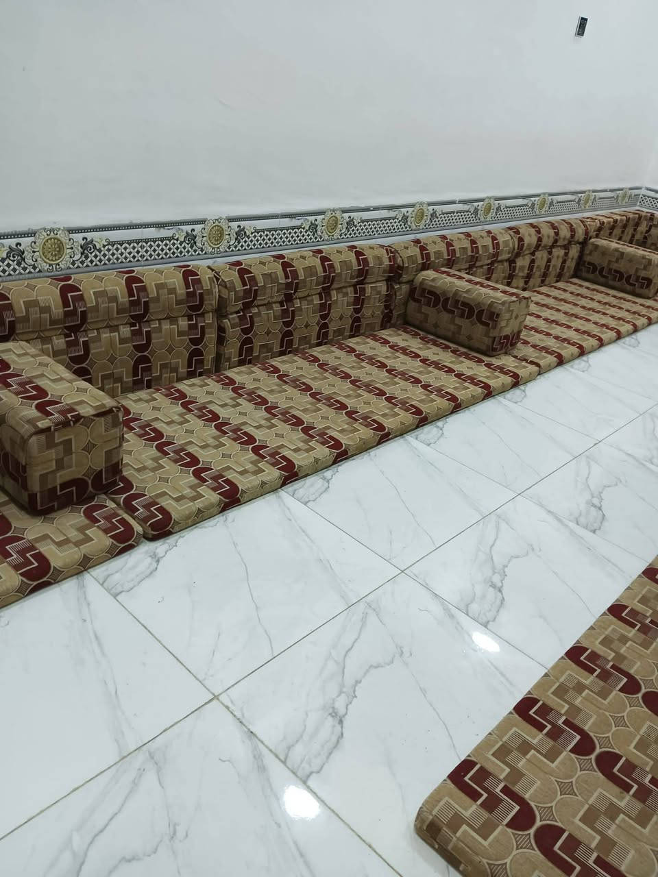ديوان ارضي 6 دواشك 6 تكيات 12 ضهر  200بي مجال  الي يريده يراسلني  نضيف مابي اي شي...... الي ميطلع عنده الخاص يدز طلب.... @الجميع


**إذا كنت صاحب هذا الإعلان وتريد حذفه لأي سبب، رجاءا أرسل رسالة إلى الدعم الفني**