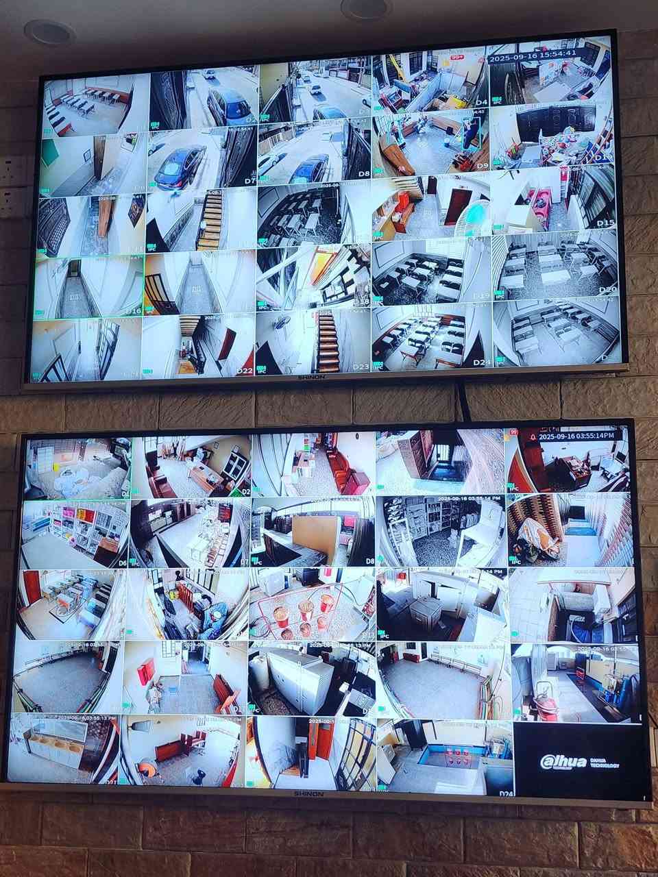 تنصيب كامرات المراقبه للمشاريع والبيوت والبنايات 
تنصيب ستلايت مركزي 
منضومات صوتيه 
بدالات اتصال
اقفال ذكيه
شبكات الانترنيت الداخليه  
***********
