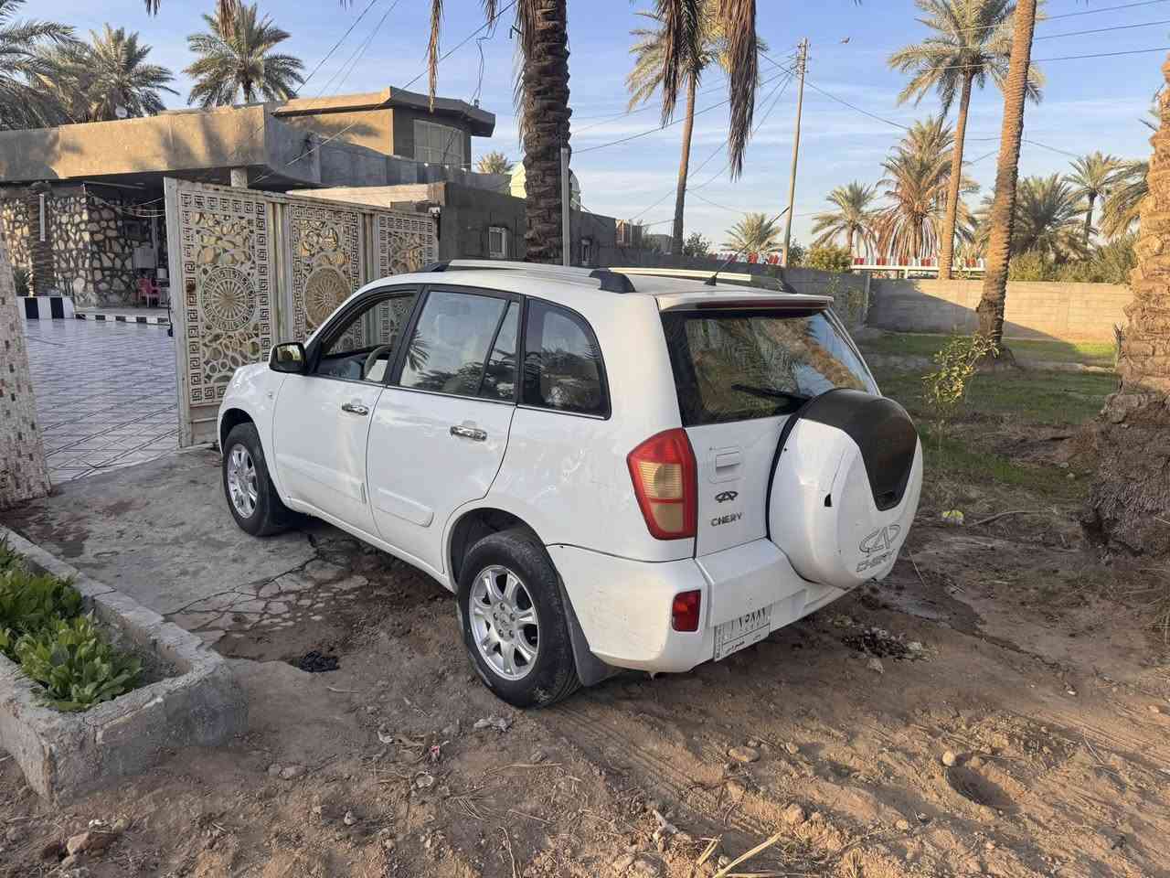 السلام عليكم ورحمة الله للبيع شيري تيكو موديل 13رقم بابل سنوية 28مكينة 1800كير كهربائي سيارة فقط بيه تلكيط خياس شي قليل جدا باقي السيارة مكفولة من كلشي مكينة كير جدد حدادية تبريد نضاف جدا دواخله كله نضيفه لا كسر ولا فطر 
هاي تفاصيل السيارة كله 
مكاني بابل مركز السعر 47بيها مجال قليل جدا 
***********
