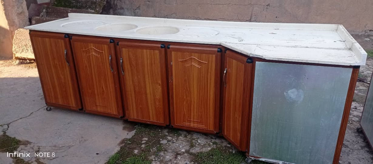 كاونترات مستعمله للبيع ***********
***********
