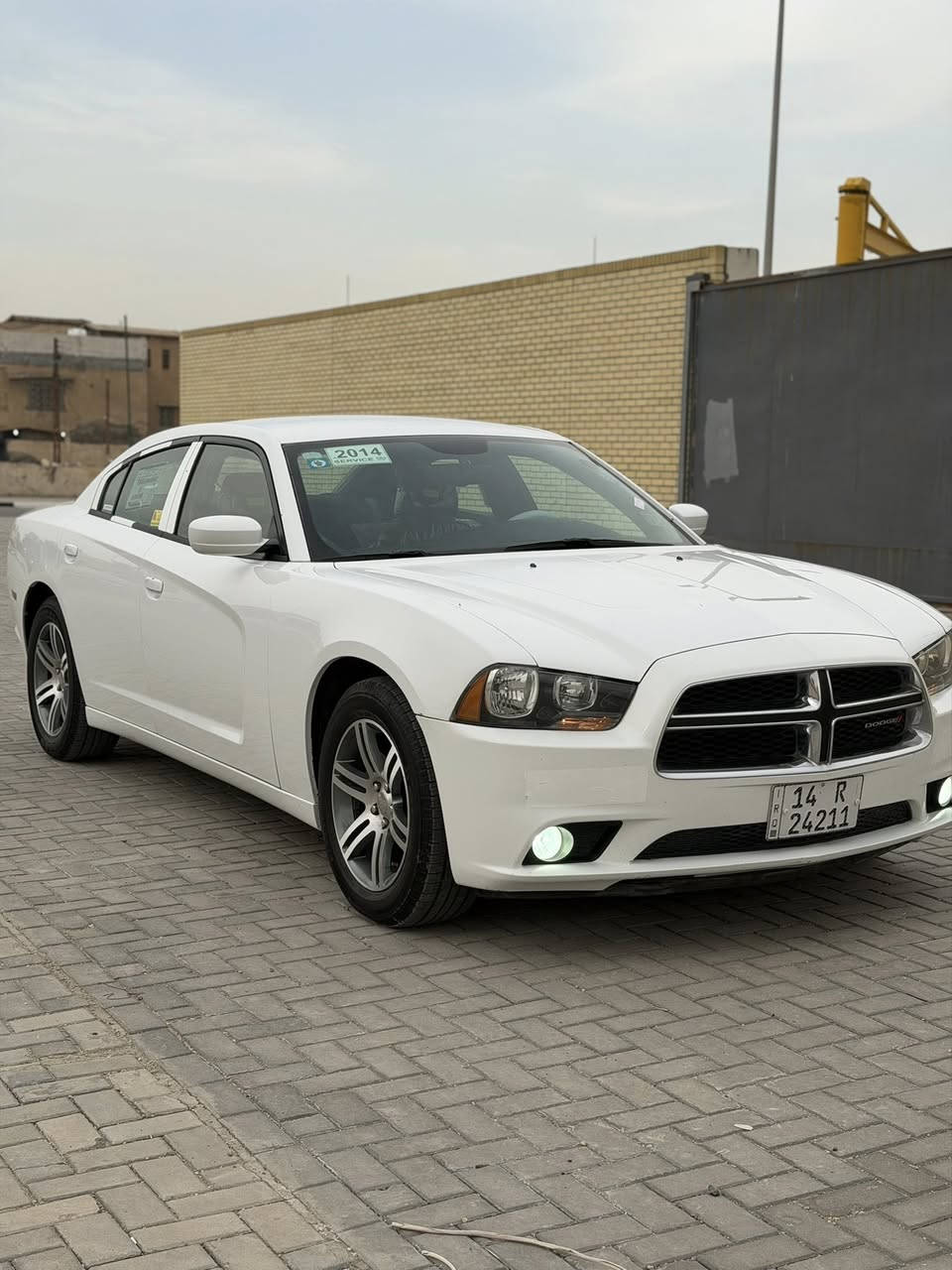 دوج جارجر 2014 كندي
كلين تايتل مكفوله من الضربه 
ماشيه 99 الف 
محرك 3600 مكفول 
تو ويل 
كير واكسل مكفولات 
حداديه امامي وخلفي وتايرات جديده 
مسويلها ادامه كامله بلكات جدد 
وبراد دهن جديد اصلي وماي احمر 
راديرات جدد 
منضومه زنون اصلي 
السياره اخوان شرط بدون نقص برغي وترايها 200 
تبريد شرط ثلج 
وتدفئه توب
رقم بصره  الدولي 
تحويل ثاني يوم 
السياره فقط بارد كد اربع أصابع الجاملغ لأيسر ولايمن مكفوله السياره من الضربه والفتح والتبديل 
مكانها البصره الجمعيات. 
سعرها 193 $ بي مجال قليل ***********
