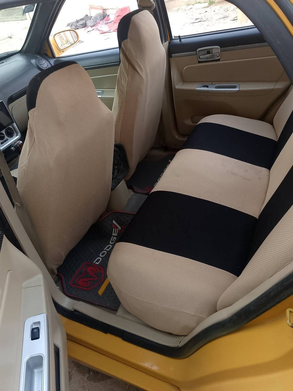 السلام عليكم للبيع جيلي سيكي موديل 2010كير ومحرك كورله بيكاتشو تخم تاير كير مكينه خير من الله السعر 35وبيهه مجال رقم الهاتف ***********
