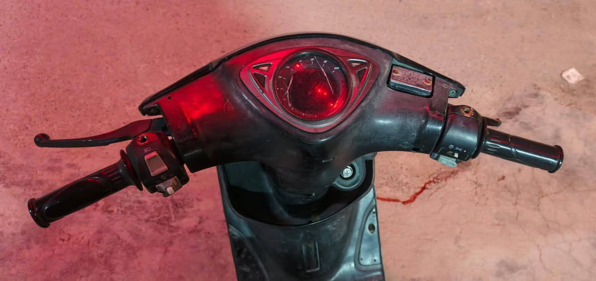 ماكس عدل السعر ٤٠٠ وبيها مجال شغاله سلف وهندر وكهربايات كلها شغاله العنوان الأمين الثانيه شارع نواب الضباط يم تقاطع الزهور رقم الهاتف ***********
