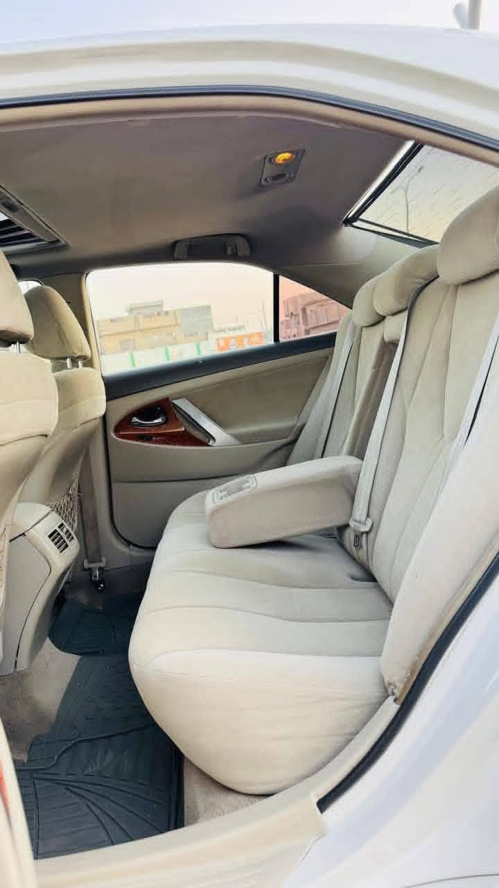 السلام عليكم
كامري موديل 2009 خليجي GIX 

رقم بغداد انكليزي بأسمي 

السياره بعدها شركه ماشيه ١٥٠ حقيقي

محرك بلاد مامفتوح كير مامفتوح لاتنقيص ولا تبخير 

صدر بعدها على الشركه
(السياره بيها بارد كلش قليل كد شبر بالقماره 
الباقي مكفول من بارد من اشخوط صافيه 

محرك 2400 شرط 

صدر امامي شاده جديد 

صدر خلفي شاده  جديد

تحكم ستيرن  

كامره خلفيه

داخل لونين 

حساسات خلفيه

تبريد ثلج ❄️

كهربائيات كلها شغاله 

سنتر لك 

ويل شركه بلاد 

شاشه بلاتوث 

السياره بعدها على وضع الشركه 

فول نضافه  

ترايها صفرر وأحله من الصور 
 

(السعر  ١٣٣) بيها مجال قليل ..مكان السياره الانبار جويبه 

***********
