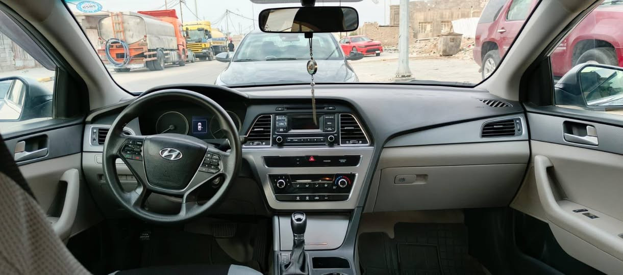 السلام عليكم
سوناتا موديل 2017 وارد امريكي 
قطعتين  ونص باب صبغ فقط بلباب بيها سياره 
جديده ماشيه 125 حقيقي 
السياره باسمي عنوان السياره 
البصره قابل لتفاوض ؟ 
مكينه وكير مكفولات 
سعر 105 
تواصل ***********
مكلف بلنشر
