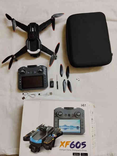 درون حترافي تصوير ومتانه ترتفع كيلو متر ونص مده طيران ثابت ٢٠ دقيقه الحجز على واتس اب على رقم ***********
