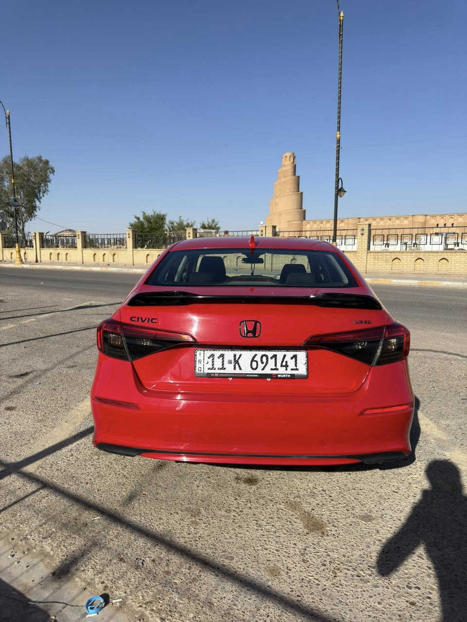 للبيع هوندا سيفيك EX 2023 تيربو
• وارد كندا
• فئة EX الأصلية (1.5 Turbo)
• محرك 180 حصان
• قير CVT أوتوماتيك
• ممشى 46 ألف كم
• لون أحمر
• داخلية أسود قماش
• تدفئه مقاعد 
• فتحة سقف كهربائية
• بصمة وتشغيل بدون مفتاح
• تشغيل عن بعد
• شاشة + Apple CarPlay و Android Auto
• كاميرا خلفية
• رادار ومثبت سرعة ذكي
• نظام المحافظة على المسار
• قيادة شبه ذاتيه 
• فرملة طوارئ أوتوماتيكية
• إضاءة LED
• جنوط 17 إنج
• قياس الإطارات 215/50R17

السيارة وارد كندا استعمال شخصي. حادثها أمريكي ومثبت بالتاريخ، ولا يوجد أي حادث داخل العراق. الإيربكات مرجعه سيستم، رقم الشاصي آخر صوره .

• رقم بغداد
• السياره بسمي تحويل مباشر بنفس اليوم أو خلال 24 ساعة

موقع السيارة: صلاح الدين / سامراء

السعر: 14,000 دولار (140 ورقة) قابل للتفاوض 

للاستفسار مراسلة الخاص أو الاتصال ***********
