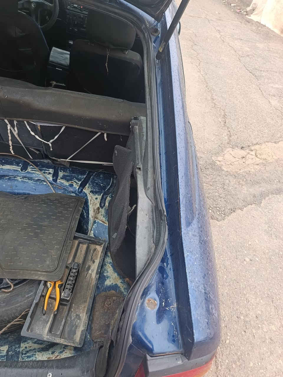 اوبل فكترا موديل 93 حجم 18 كير محرك شرط شرط الوكاله والتحويل سيارة على وضع الشركة سعرها 34 وبيها مجال شراي خابر. ***********
***********
