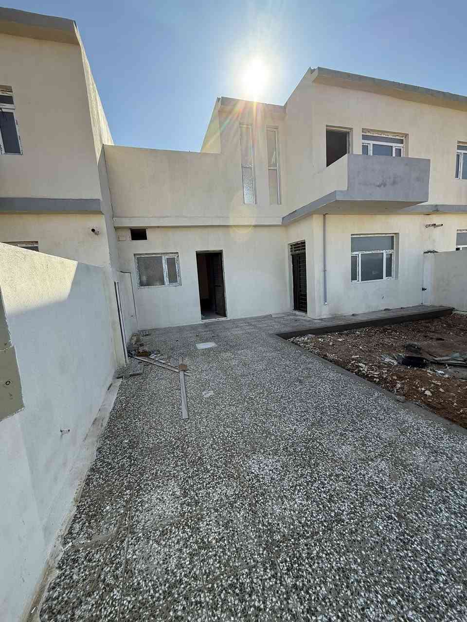 دار في مجمع ابو تراب للبيع مساحة 200م 
 vip صاله 
السعر 112 سند حر للأستفسار والمعاينه الأتصال ***********
#الجميع
