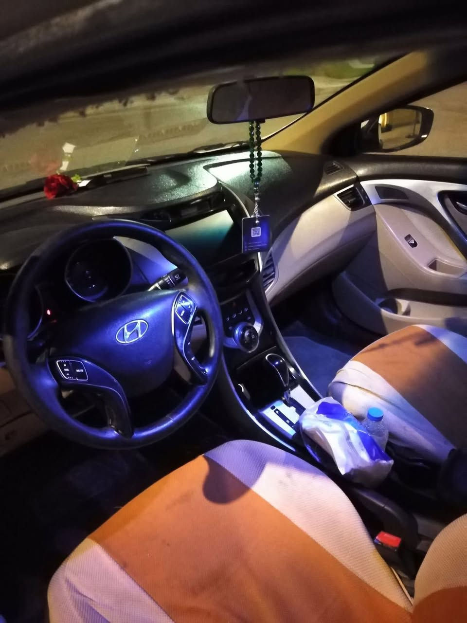 السلام عليكم النترا موديل ١١ خليجي ١٨٠٠ ضربتها صفحه اني ابيع صبغ عام  مكاني كربلاء سعر ٨٥ موبايل *********** بيه شويه نواقص بالحداديه ومرايه السايق مكسوره وغلاف البك لايت الوره يرادله تبديل
