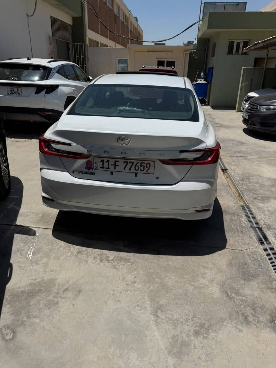 🚗 للبيع Toyota Camry 2025 وارد الصين 🇨🇳
🤍 اللون: أبيض لؤلؤي
🔹 محرك 2.0 لتر (2000 سي سي)
🔹 ناقل حركة أوتوماتيك CVT
🔹 فتحة سقف كهربائية
🔹 تشغيل بصمة وزر تشغيل
🔹 شاشة معلومات وترفيه
🔹 كاميرا خلفية وحساسات
🔹 مثبت سرعة
🔹 تكييف أوتوماتيك
🔹 جنوط أصلية

📍 الممشى: 5,000 كم فقط
📍 الموقع: بغداد – الصالحية
💰 السعر: 33,000,000 دينار عراقي

السيارة بحالة الوكالة، نظيفة جداً من الداخل والخارج، جاهزة للاستخدام ولا تحتاج أي مصروف.

📞 للاستفسار:
***********

الرجاء التواصل للجادين فقط.
